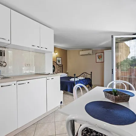 Amaryllis Apartament *